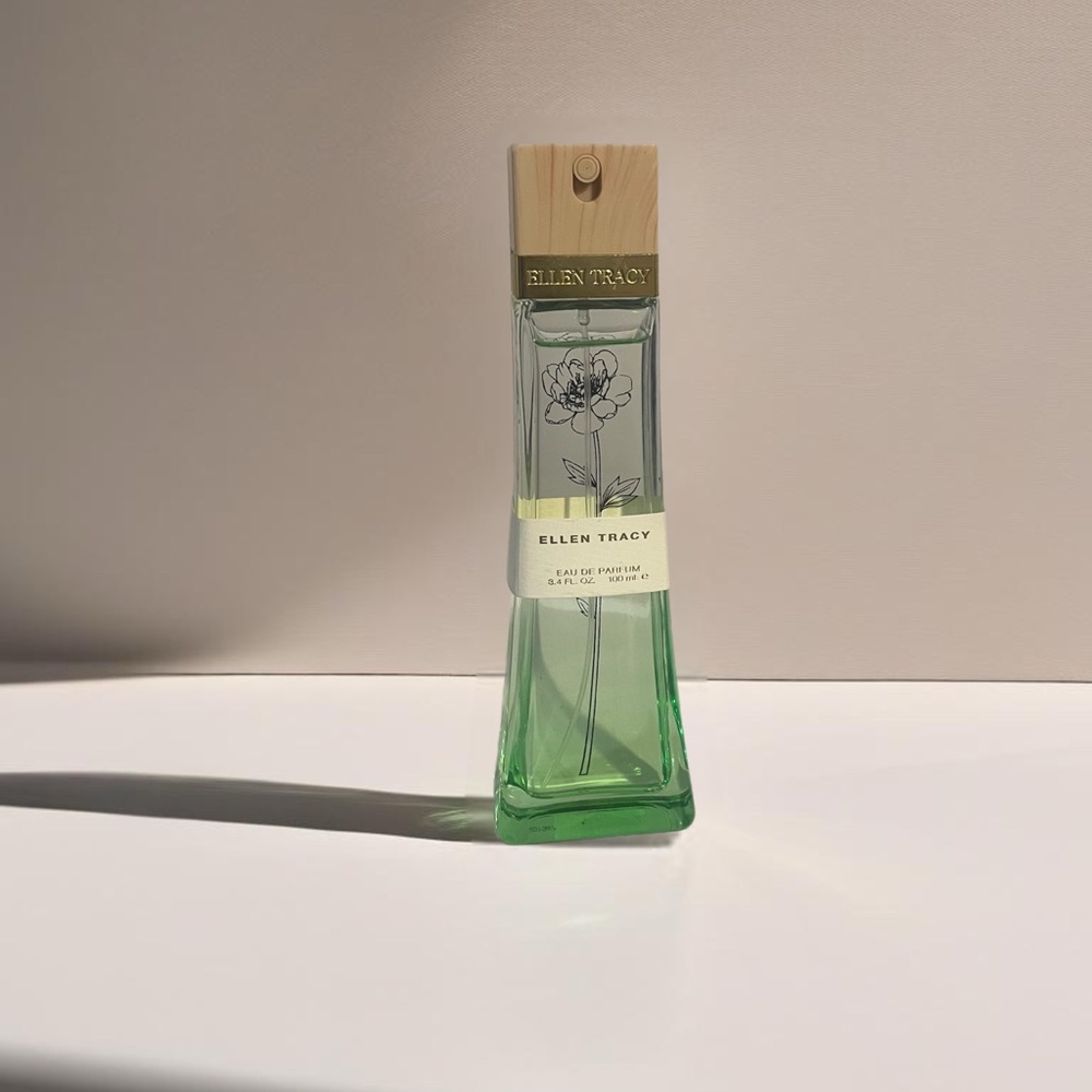 Ellen Tracy- Inspire Perfume 3.4 oz